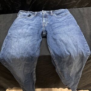 Classic Blue Men's Jeans-Levi signature relaxed size 32x30-#488